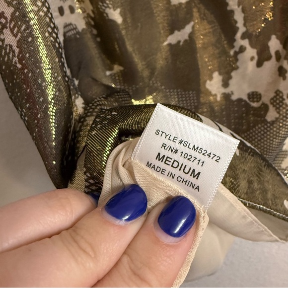 Gibson Silk Blend Gold Metallic One Shoulder Blouse Size M - Picture 4 of 5